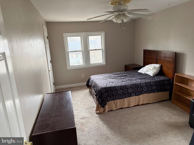 15 YALE AVE, Stratford, NJ 08084