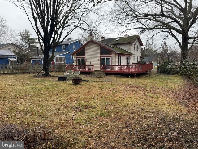 15 YALE AVE, Stratford, NJ 08084