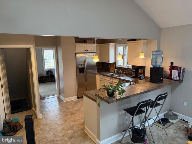 15 YALE AVE, Stratford, NJ 08084