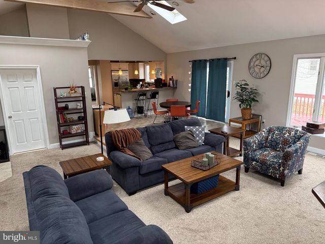 15 YALE AVE, Stratford, NJ 08084