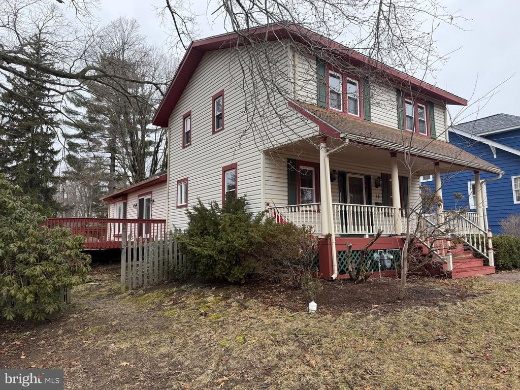 15 YALE AVE, Stratford, NJ 08084