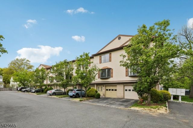 201 Watchung Ave 19, Bloomfield Twp., NJ 07003