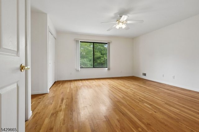 201 Watchung Ave 19, Bloomfield Twp., NJ 07003