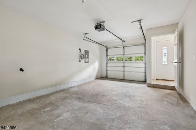 201 Watchung Ave 19, Bloomfield Twp., NJ 07003