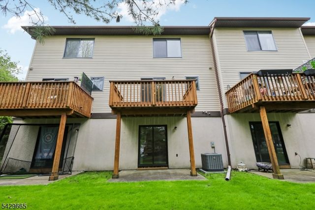 201 Watchung Ave 19, Bloomfield Twp., NJ 07003