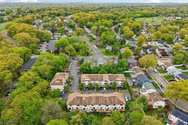201 Watchung Ave 19, Bloomfield Twp., NJ 07003