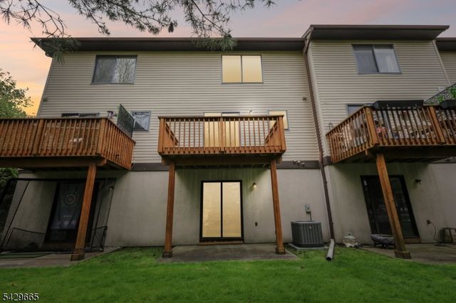 201 Watchung Ave 19, Bloomfield Twp., NJ 07003