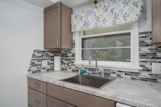 613 S Wildan Avenue, Springfield, MO 65802