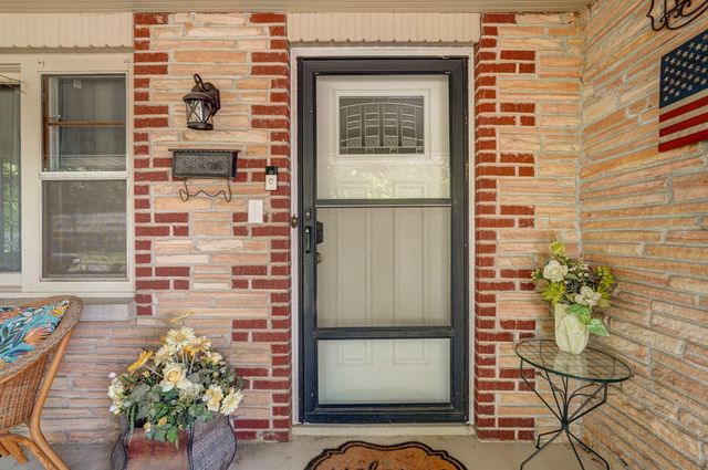 613 S Wildan Avenue, Springfield, MO 65802