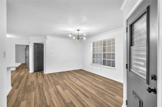 2930 23rd Avenue N, Texas City, TX 77590