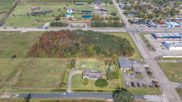 2930 23rd Avenue N, Texas City, TX 77590