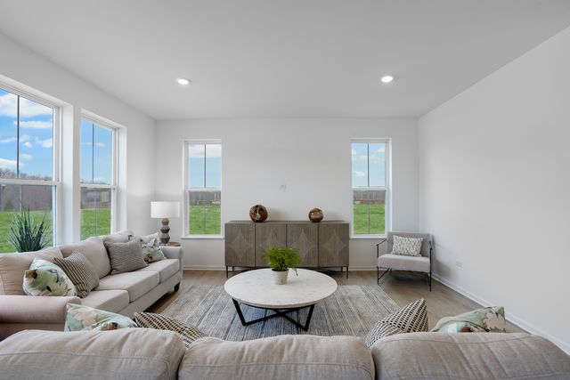 549 Ayre Drive, Elgin, IL 60124