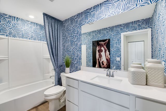 549 Ayre Drive, Elgin, IL 60124