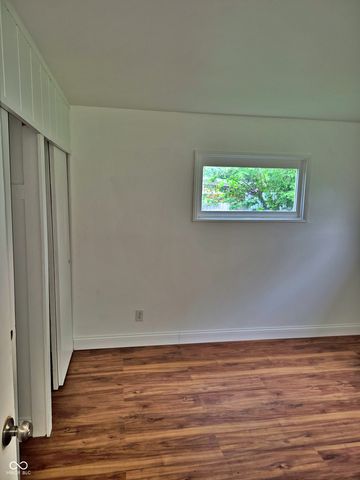 2725 Kristen Drive W, Indianapolis, IN 46218