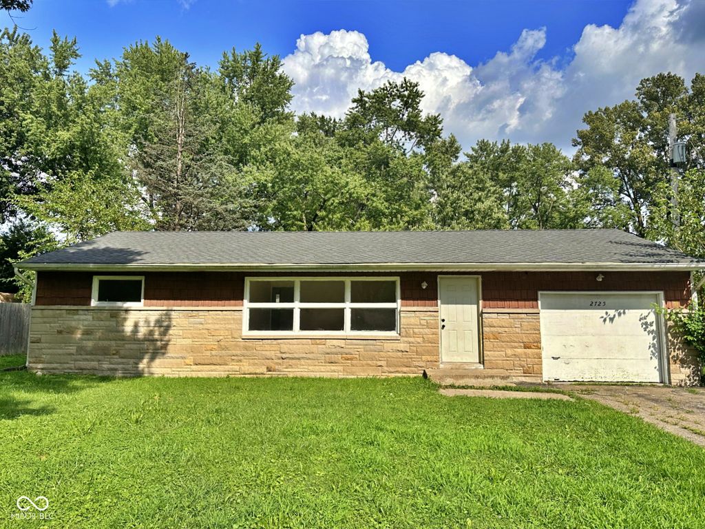 2725 Kristen Drive W, Indianapolis, IN 46218