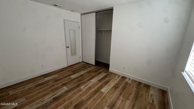 37626 E 12th Street, Palmdale, CA 93550