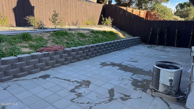 37626 E 12th Street, Palmdale, CA 93550