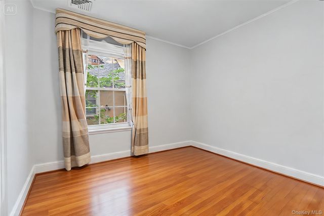 609 161st Street, Whitestone, NY 11357