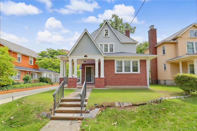 609 161st Street, Whitestone, NY 11357