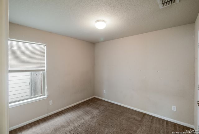 8611 SPOTTED OWL, Converse, TX 78109