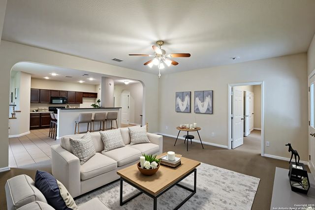 8611 SPOTTED OWL, Converse, TX 78109