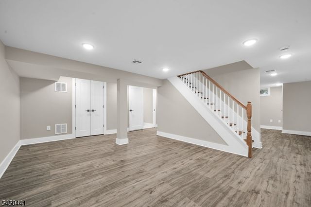 209 Central Ave, Mountainside Boro, NJ 07092