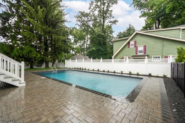 209 Central Ave, Mountainside Boro, NJ 07092