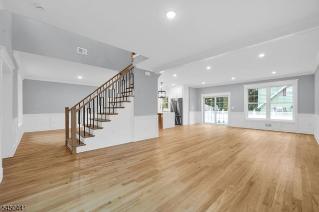 209 Central Ave, Mountainside Boro, NJ 07092