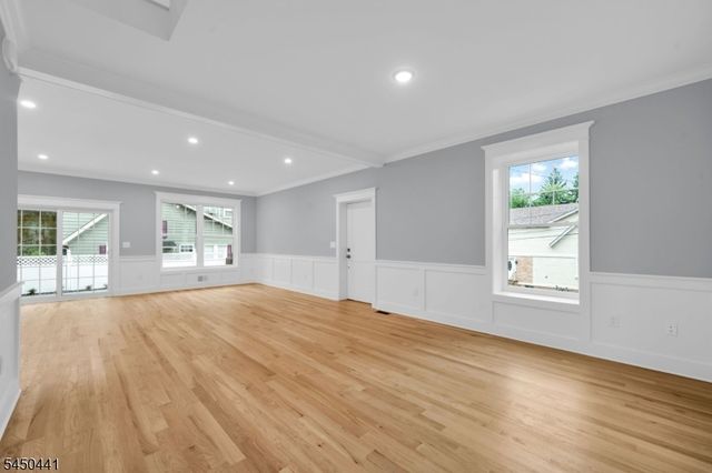 209 Central Ave, Mountainside Boro, NJ 07092