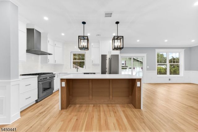 209 Central Ave, Mountainside Boro, NJ 07092