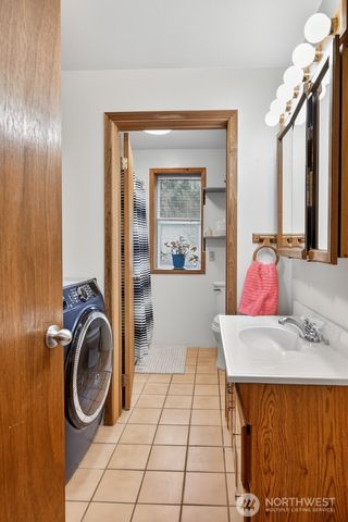 737 Dover Court SE, Ocean Shores, WA 98569