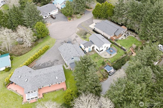 737 Dover Court SE, Ocean Shores, WA 98569