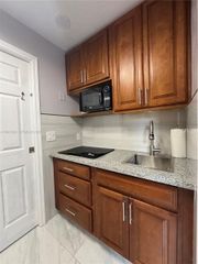 3316 NW 36th Ave NA, Lauderdale Lakes, FL 33309