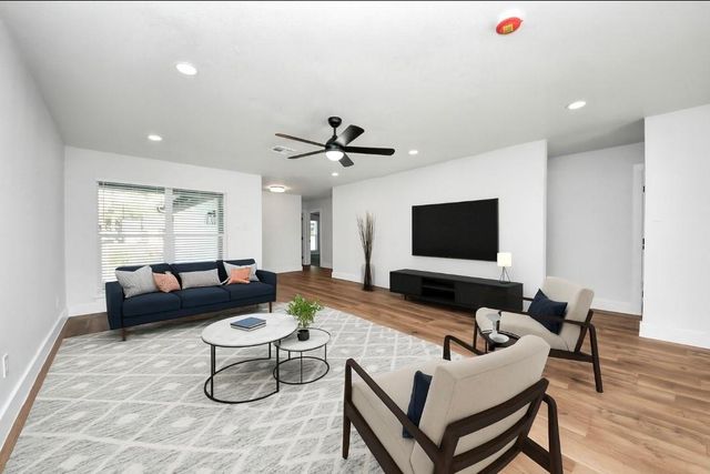 10411 Westray Street, Houston, TX 77043