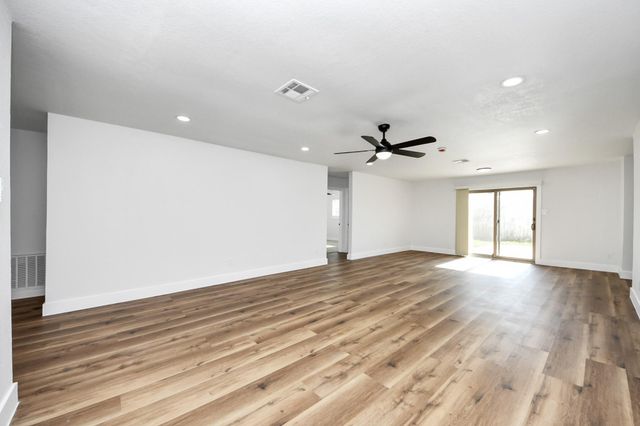 10411 Westray Street, Houston, TX 77043