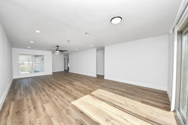 10411 Westray Street, Houston, TX 77043