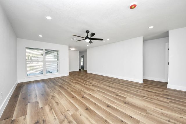 10411 Westray Street, Houston, TX 77043