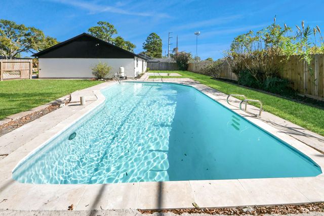 10411 Westray Street, Houston, TX 77043