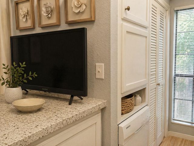 1510 W North Loop BLVD 1037, Austin, TX 78756