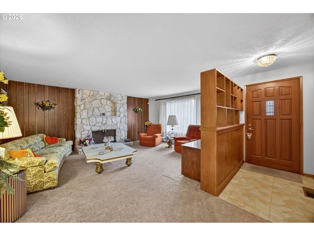 8050 Sw 103RD Ave, Beaverton, OR 97008