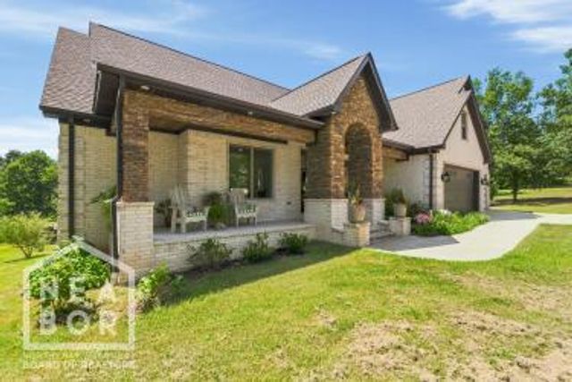 223 County Road 7598, Jonesboro, AR 72405