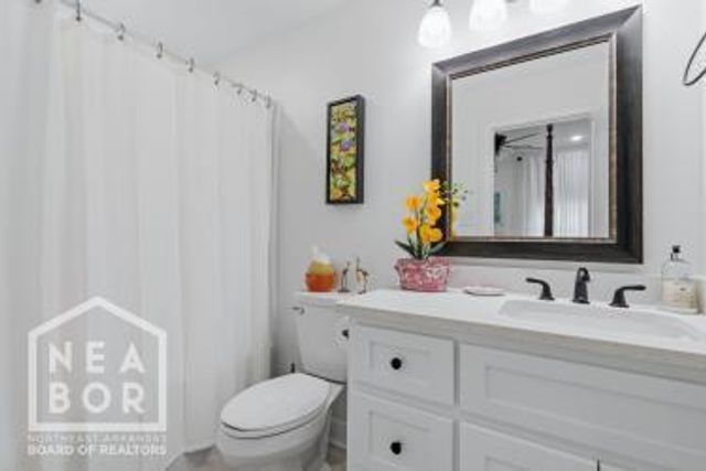 223 County Road 7598, Jonesboro, AR 72405