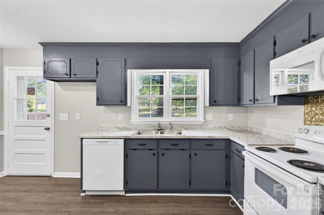 616 Old Farm Road, Statesville, NC 28625
