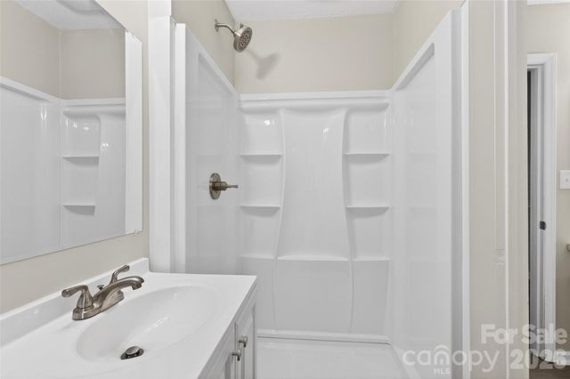 616 Old Farm Road, Statesville, NC 28625