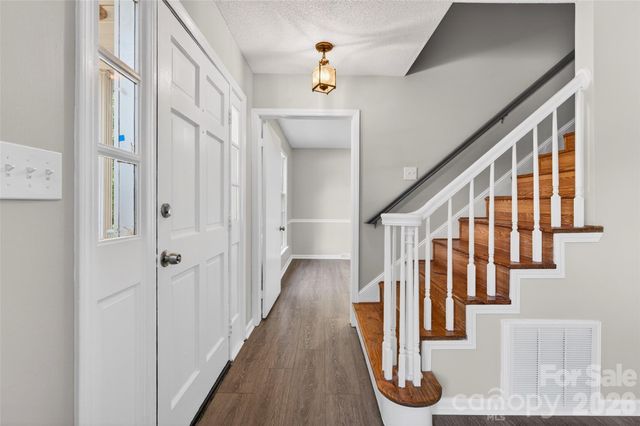 616 Old Farm Road, Statesville, NC 28625