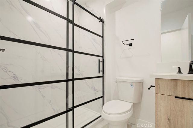 5648 Cartwright Avenue, North Hollywood, CA 91601