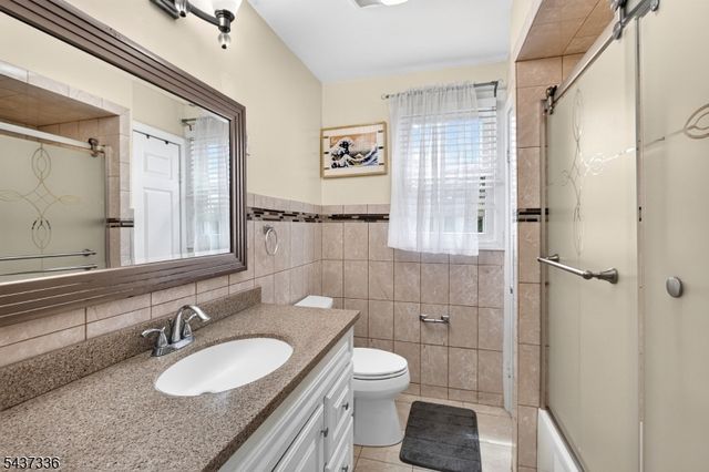 173 Monroe St, Rahway City, NJ 07065
