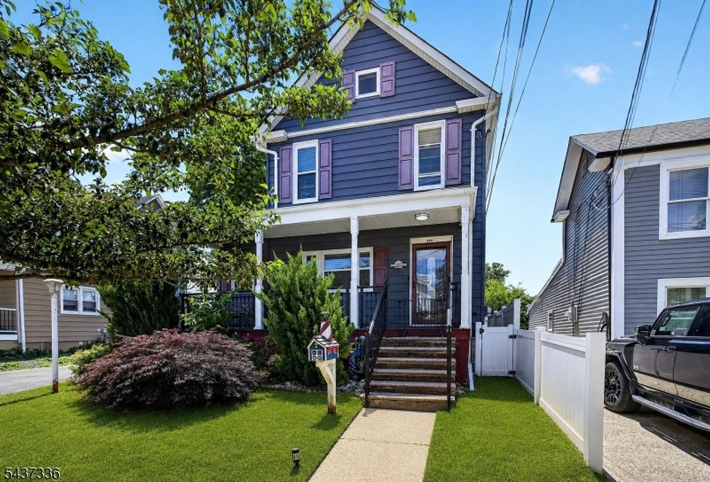 173 Monroe St, Rahway City, NJ 07065
