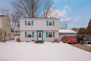 2770 Revere Drive, Cuyahoga Falls, OH 44223