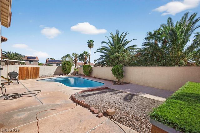 966 PACK SADDLE Court, Henderson, NV 89014